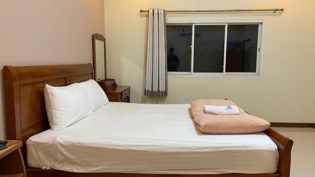 Prakaithong Hotel Amphoe Sawang Daen Din 외부 사진